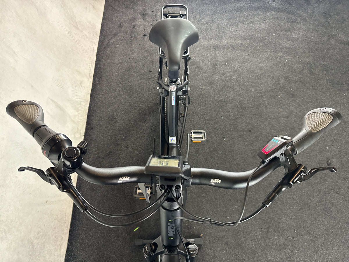 Bifoco — cockpit_von_vorne