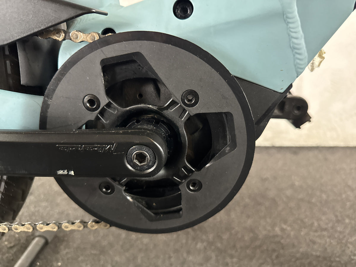 Bifoco — motor_rechts