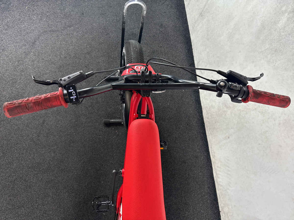 Bifoco — cockpit_fahrersicht