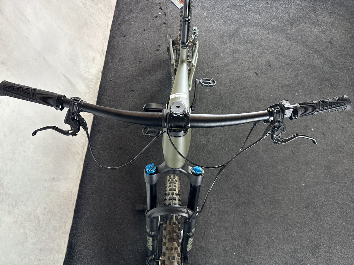Bifoco — cockpit_von_vorne