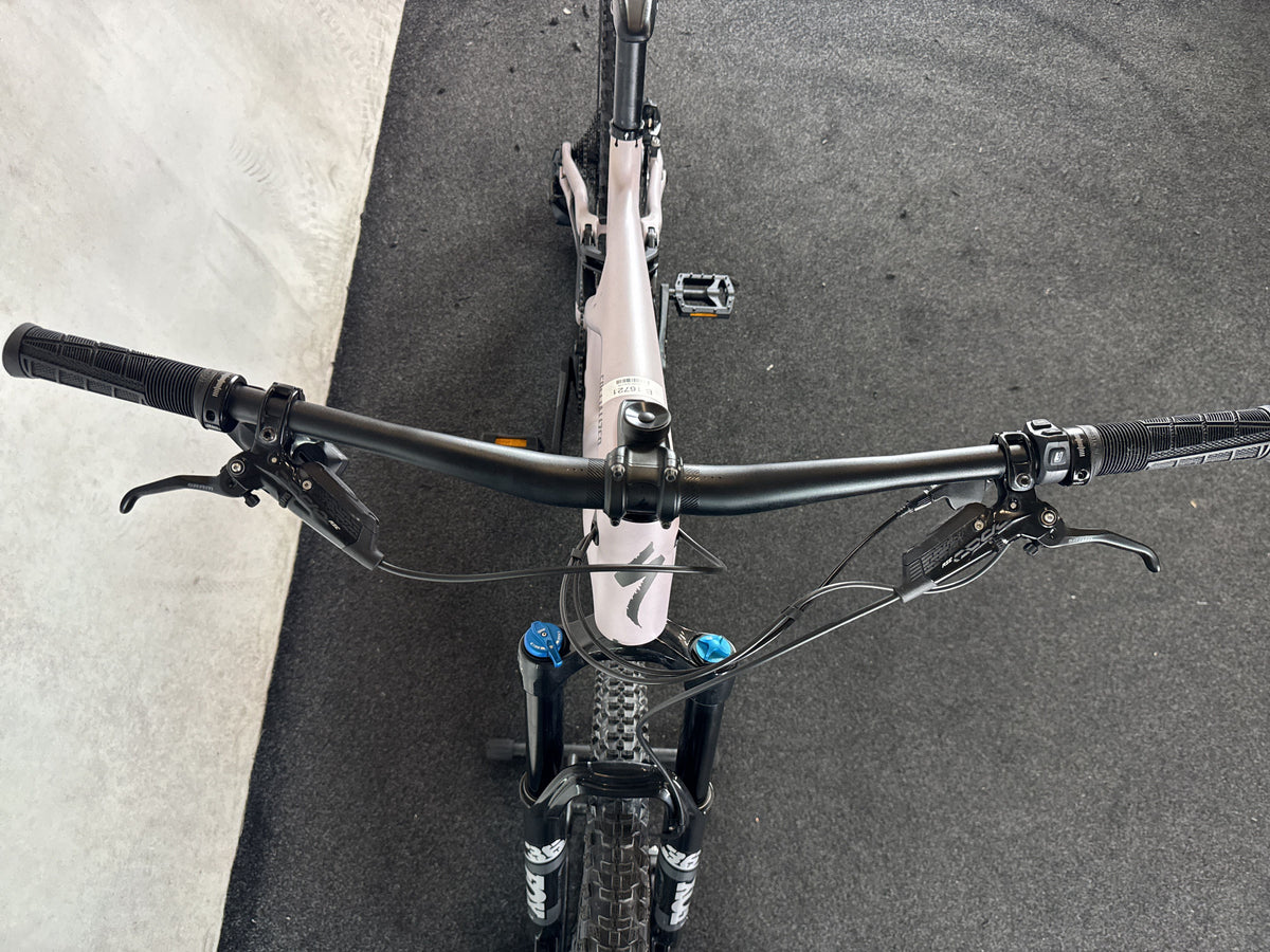 Bifoco — cockpit_von_vorne