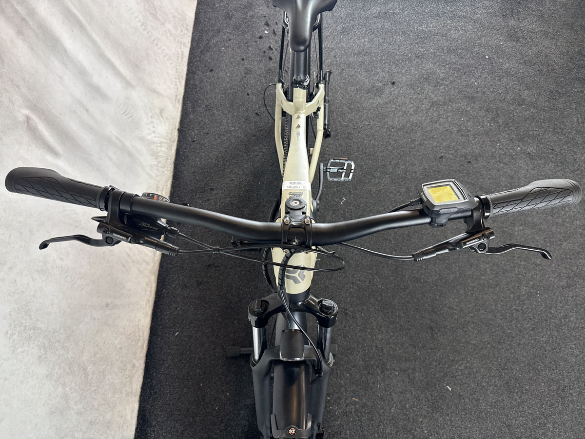 Bifoco — cockpit_von_vorne