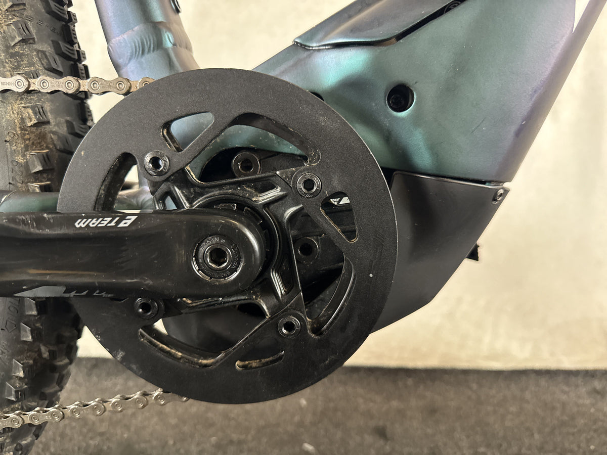 Bifoco — motor_rechts