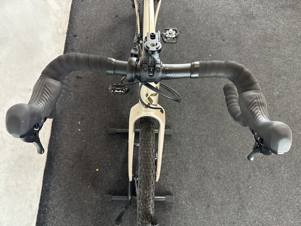 Bifoco — cockpit_von_vorne