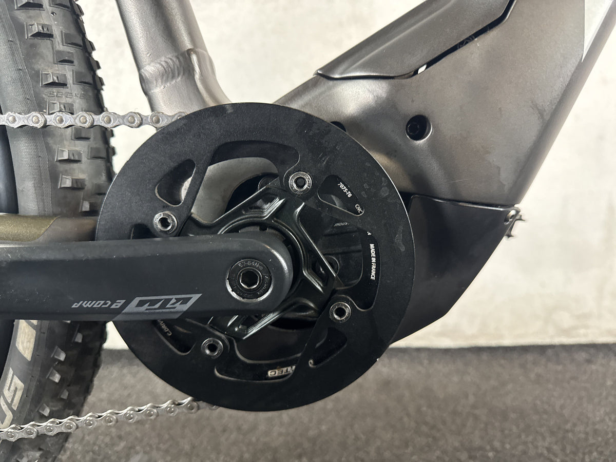 Bifoco — motor_rechts