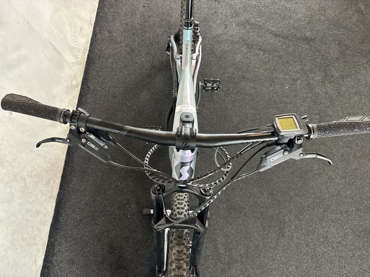 Bifoco — cockpit_von_vorne