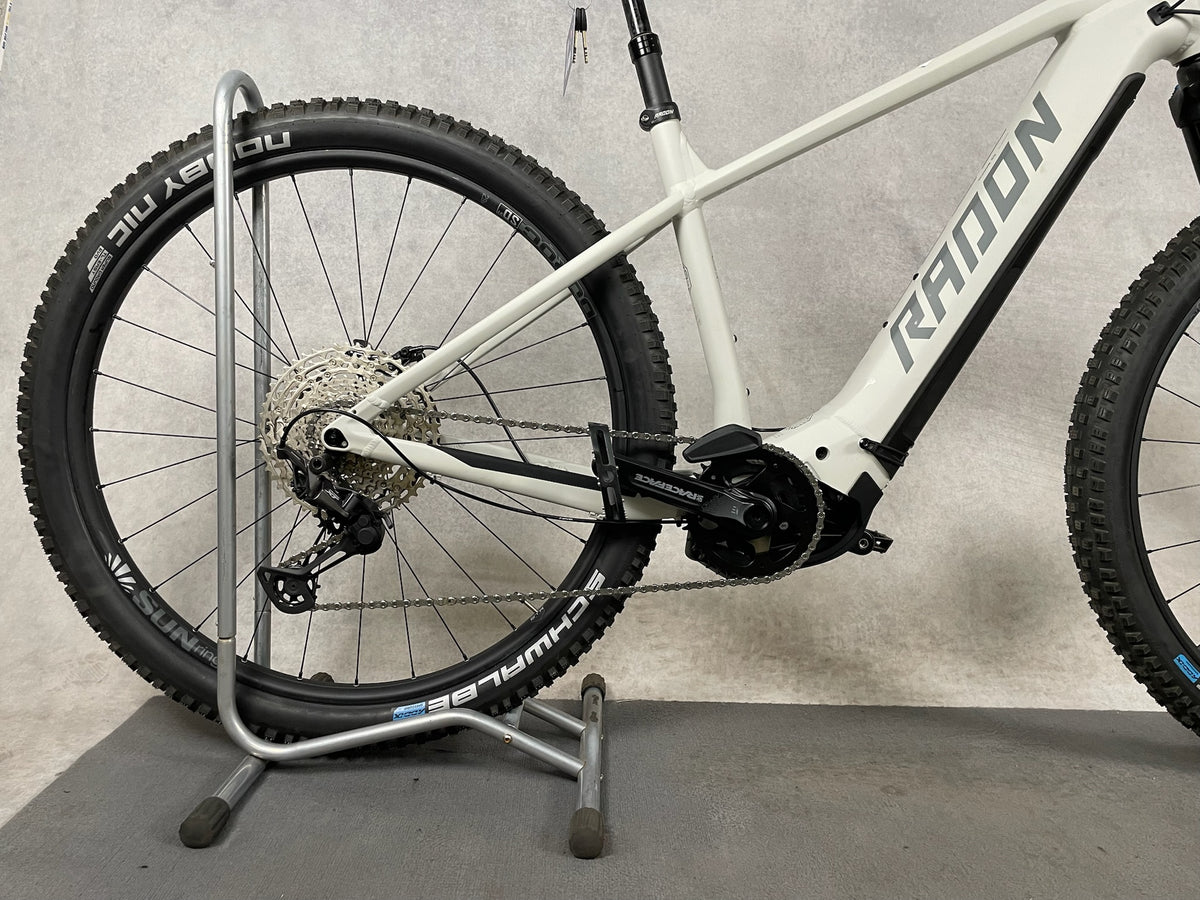 Radon Jealous Hybrid 10.0 625