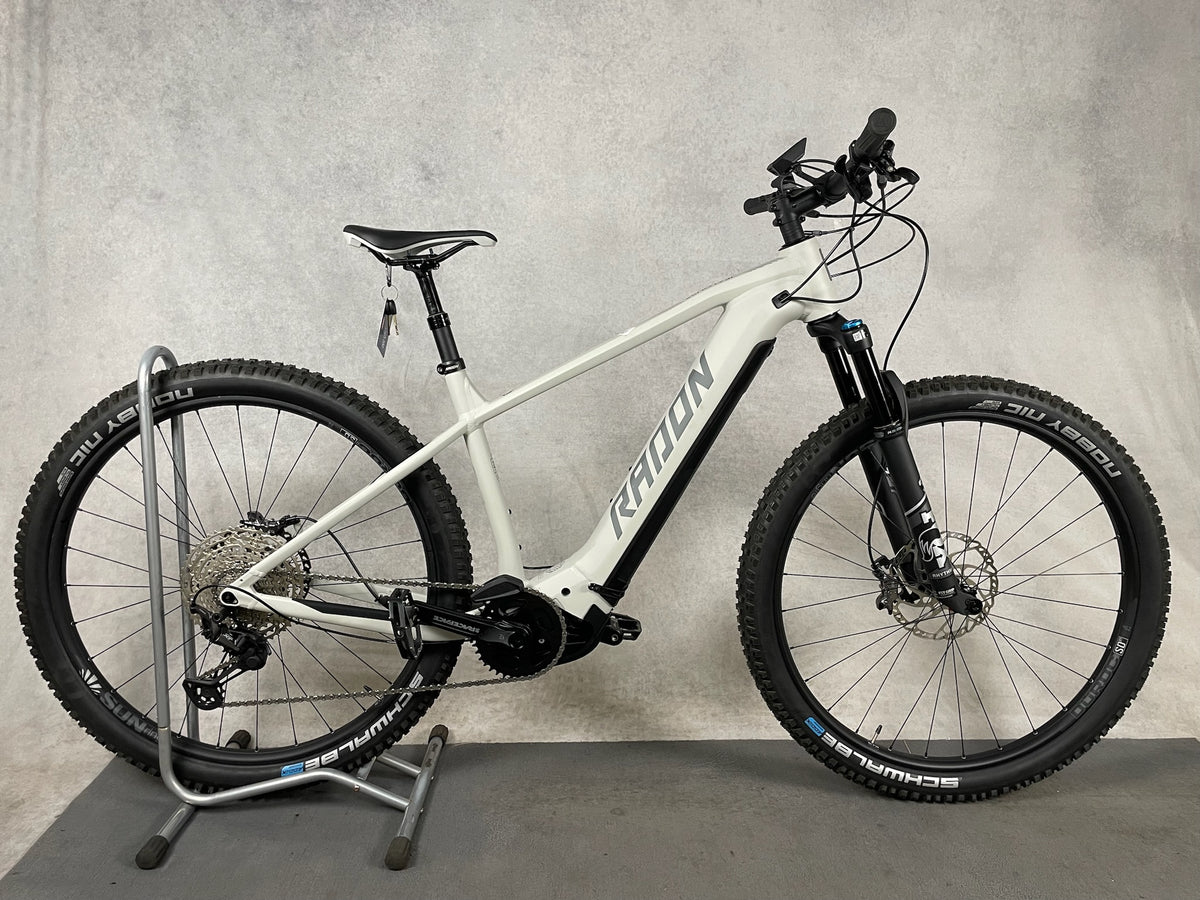 Radon Jealous Hybrid 10.0 625