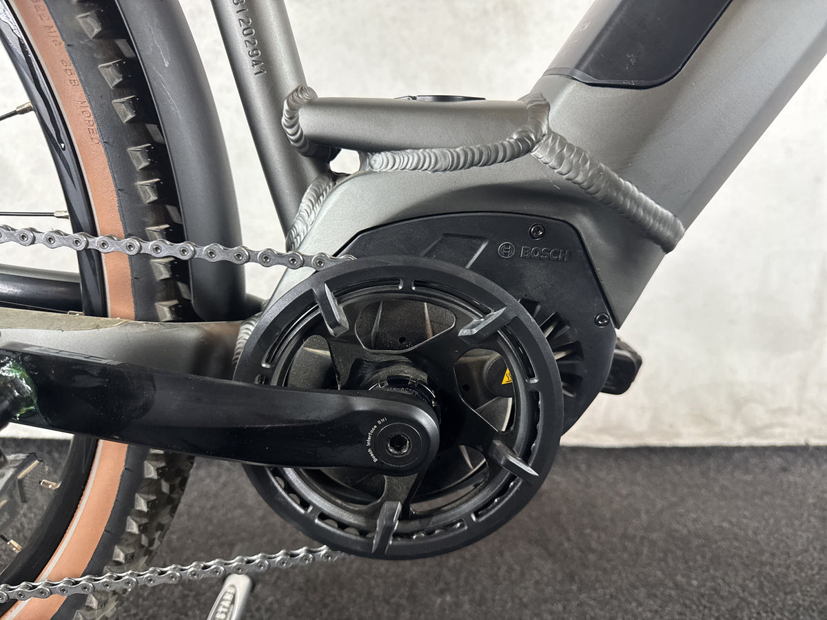 Bifoco — motor_rechts