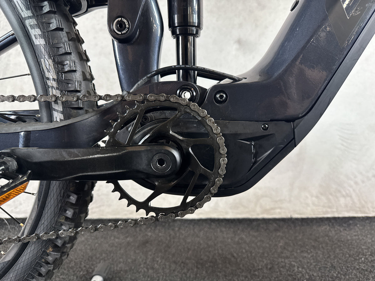 Bifoco — motor_rechts