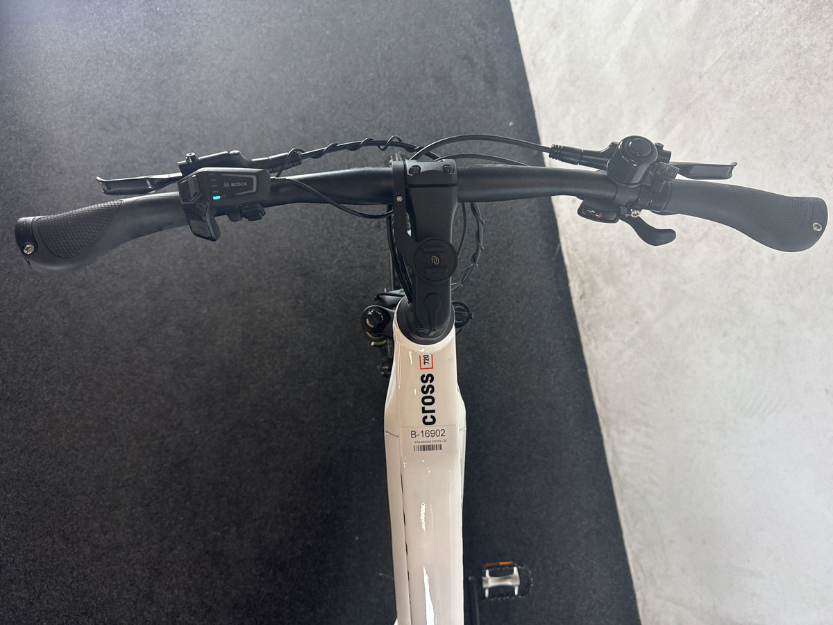 Bifoco — cockpit_fahrersicht