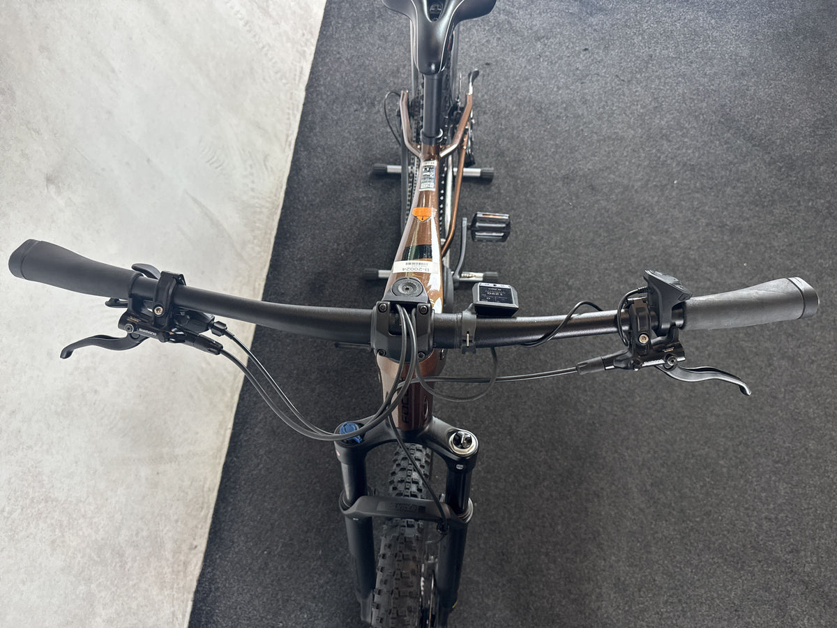 Bifoco — cockpit_von_vorne