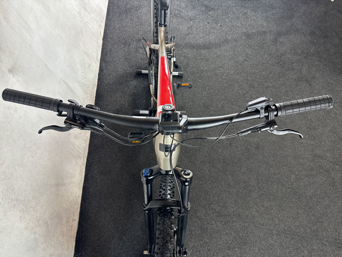 Bifoco — cockpit_von_vorne