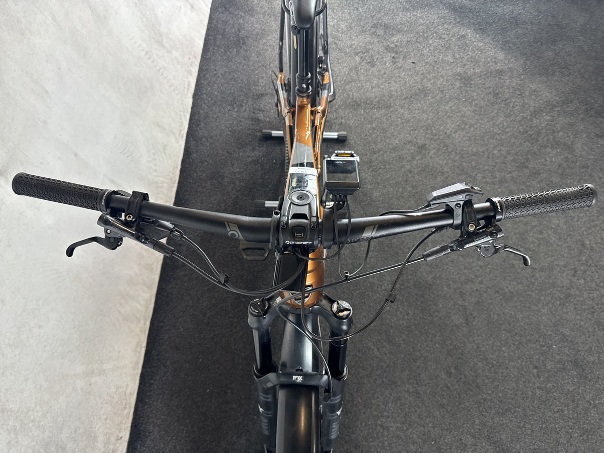 Bifoco — cockpit_von_vorne