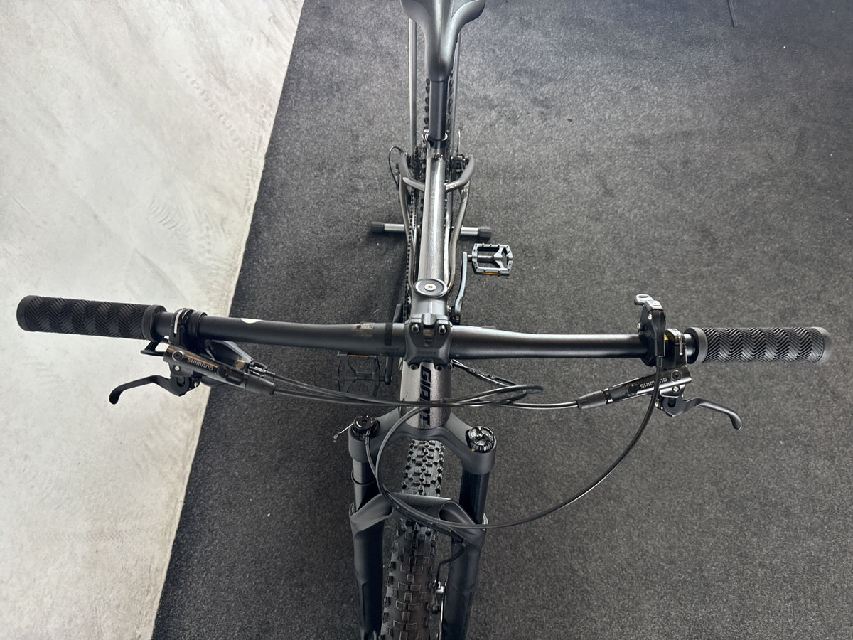 Bifoco — cockpit_von_vorne