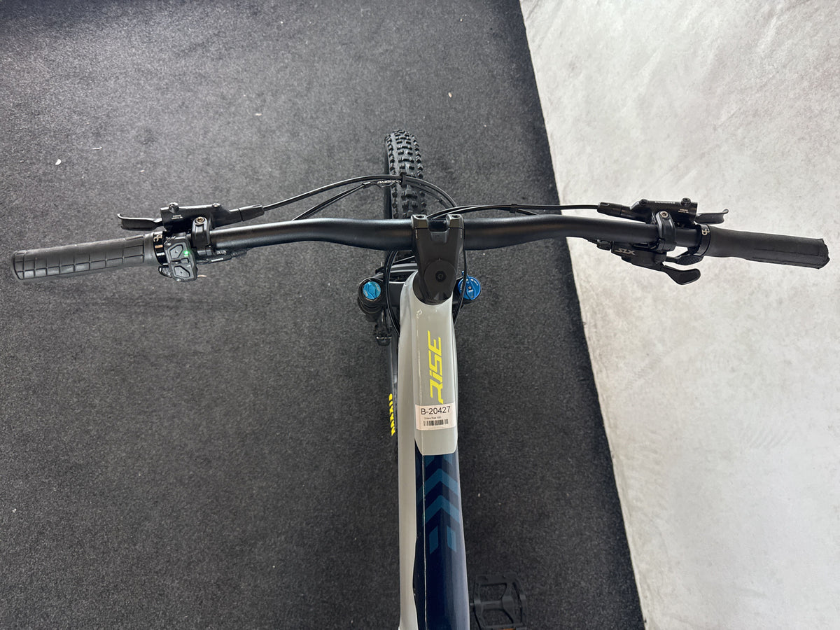 Bifoco — cockpit_fahrersicht