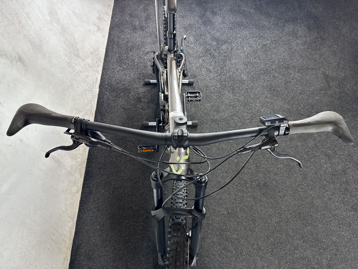 Bifoco — cockpit_von_vorne