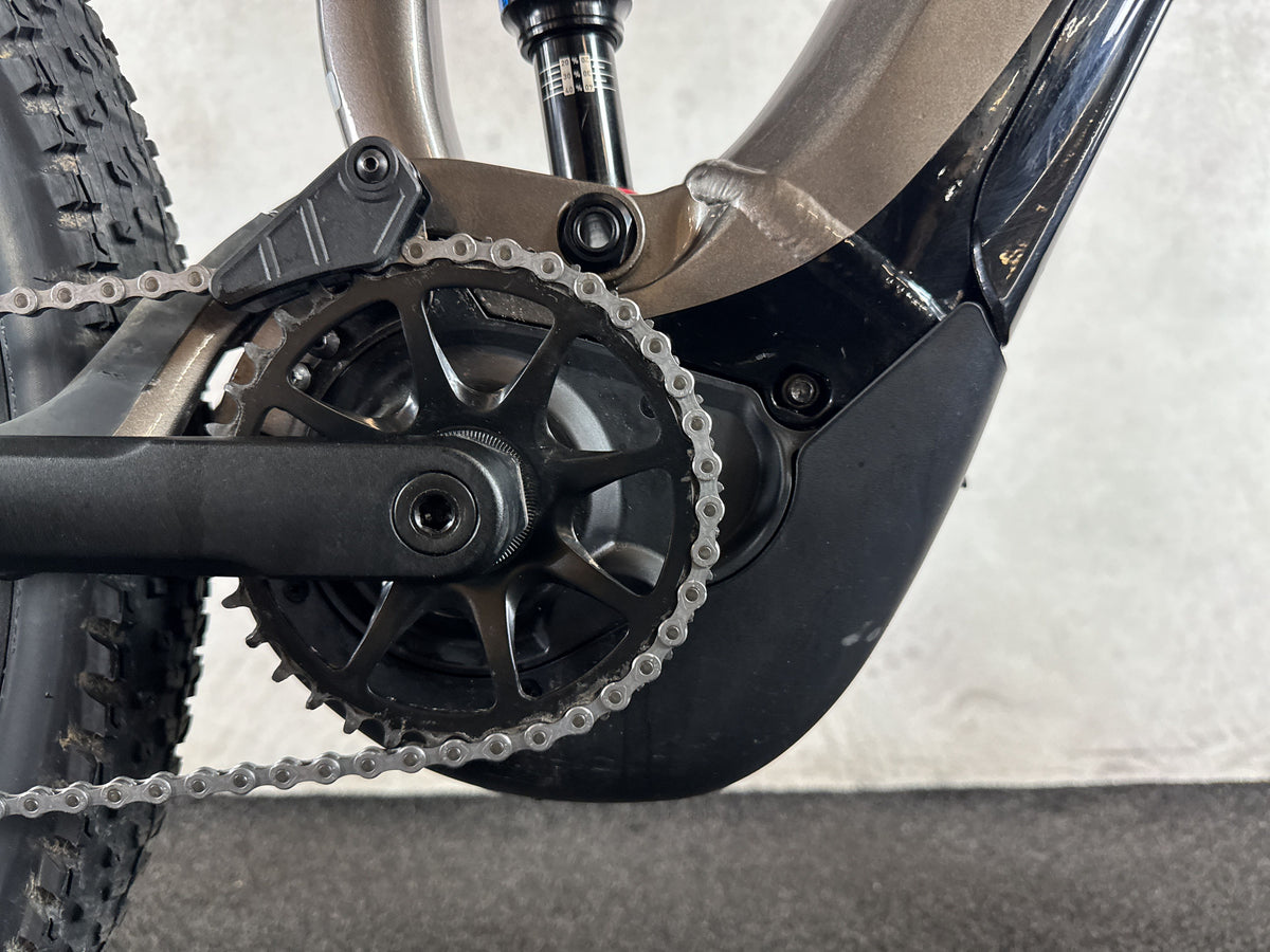 Bifoco — motor_rechts