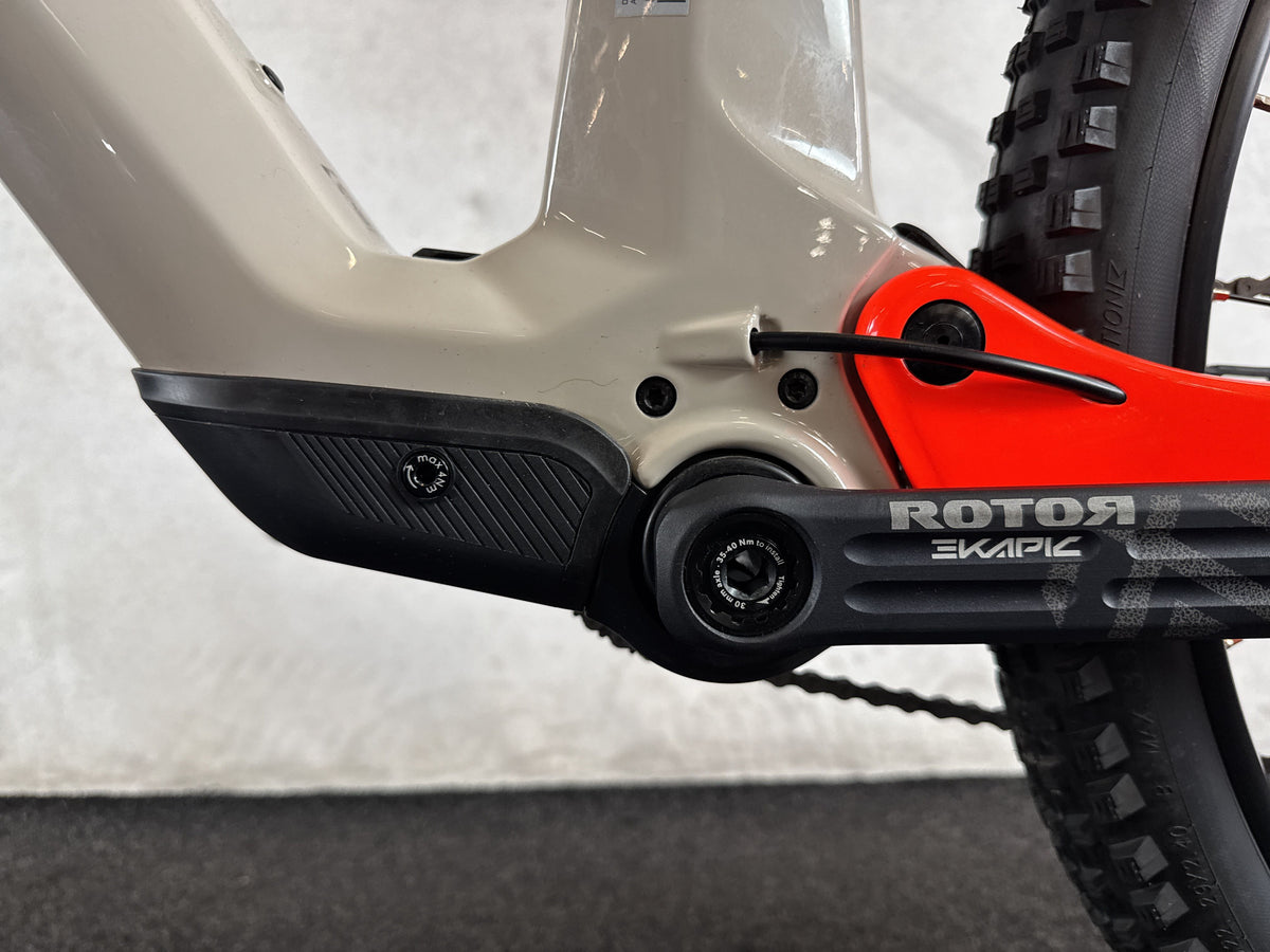 Bifoco — motor_links