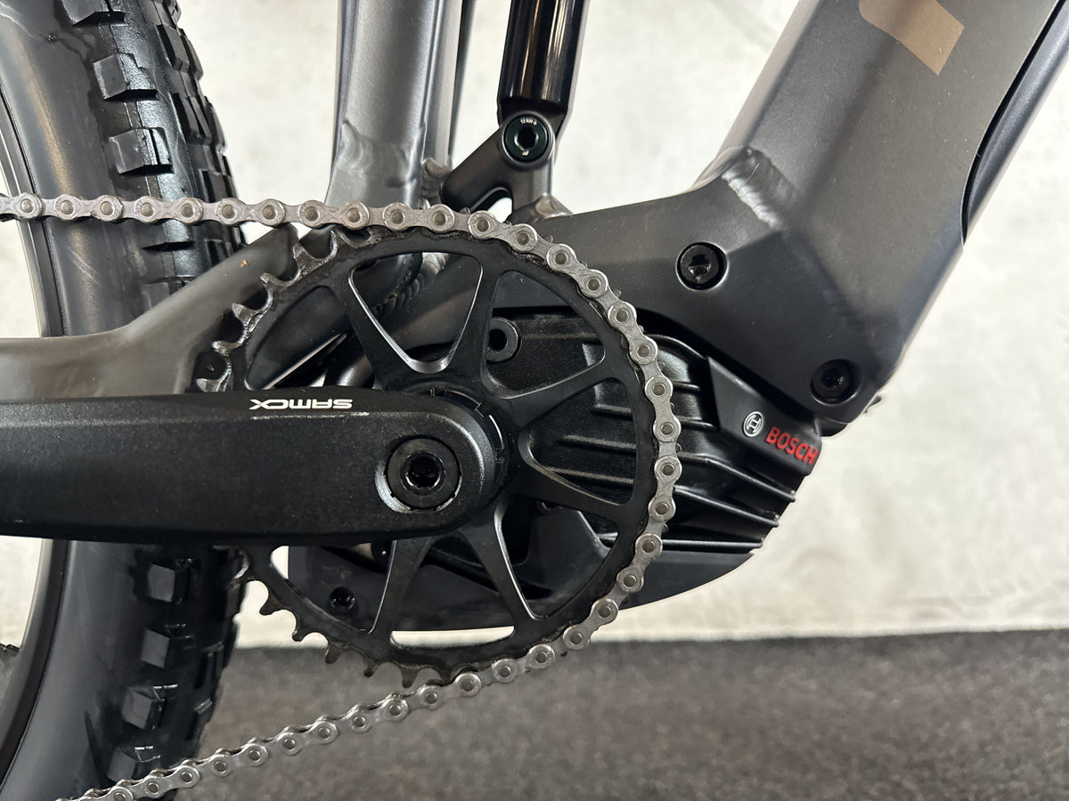 Bifoco — motor_rechts