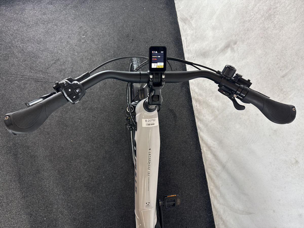 Bifoco — cockpit_fahrersicht