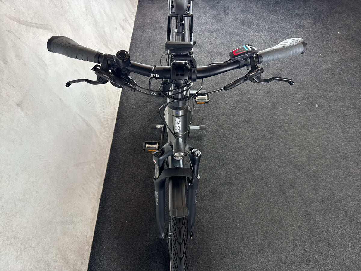 Bifoco — cockpit_von_vorne