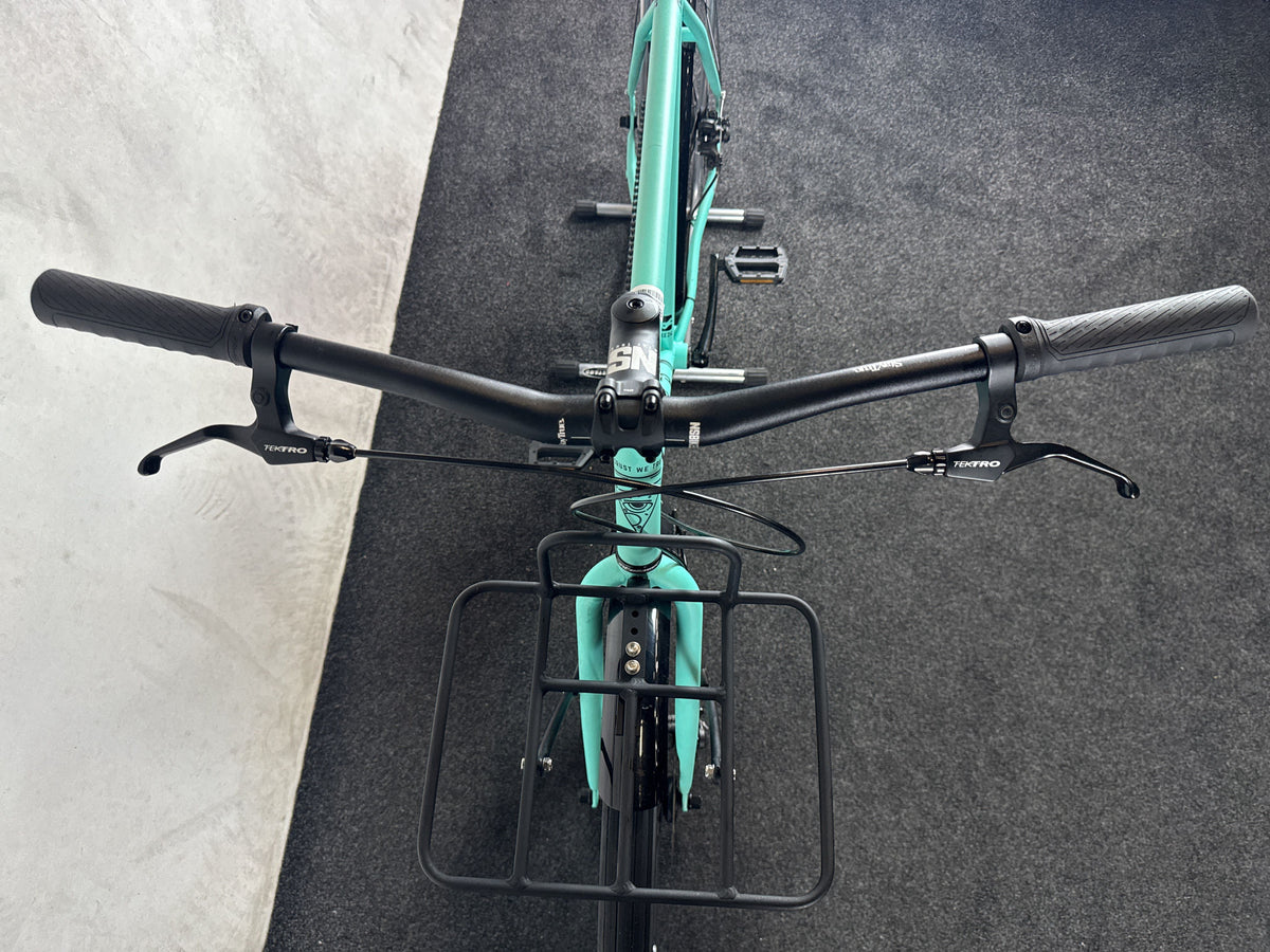 Bifoco — cockpit_von_vorne