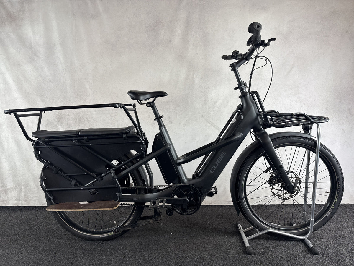 Cube Longtail Hybrid Family 725 gebraucht – Seitenansicht rechts