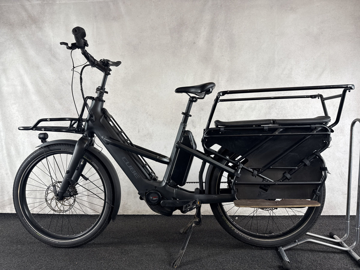 Cube Longtail Hybrid Family 725 gebraucht – Seitenansicht links