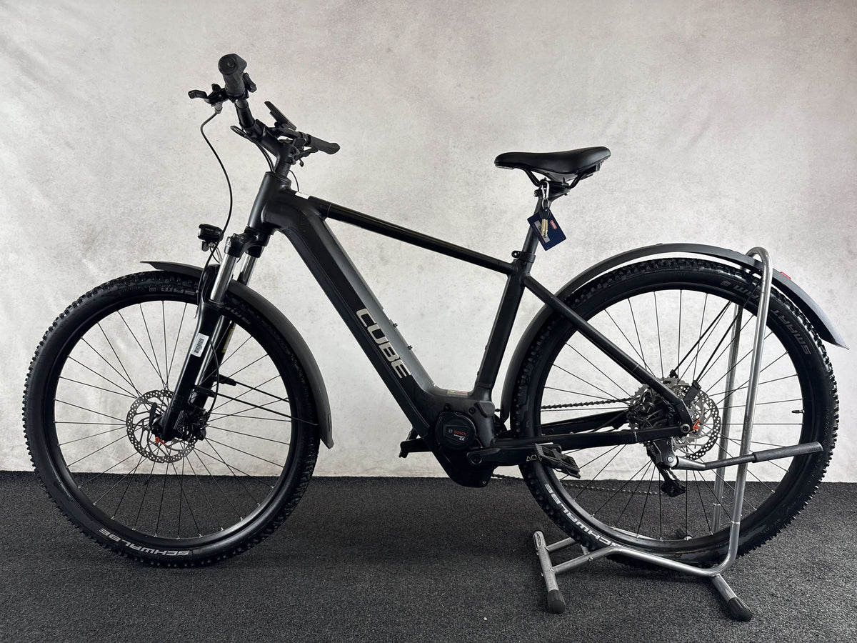 CUBE Nuride Hybrid Pro 625 Allroad gebraucht – Seitenansicht links