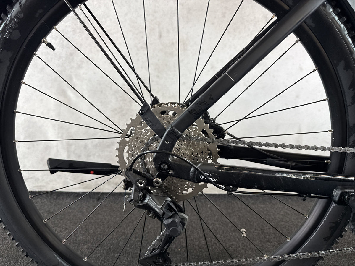 CUBE Nuride Hybrid Pro 625 Allroad gebraucht – Hinterradnabe und Schaltung