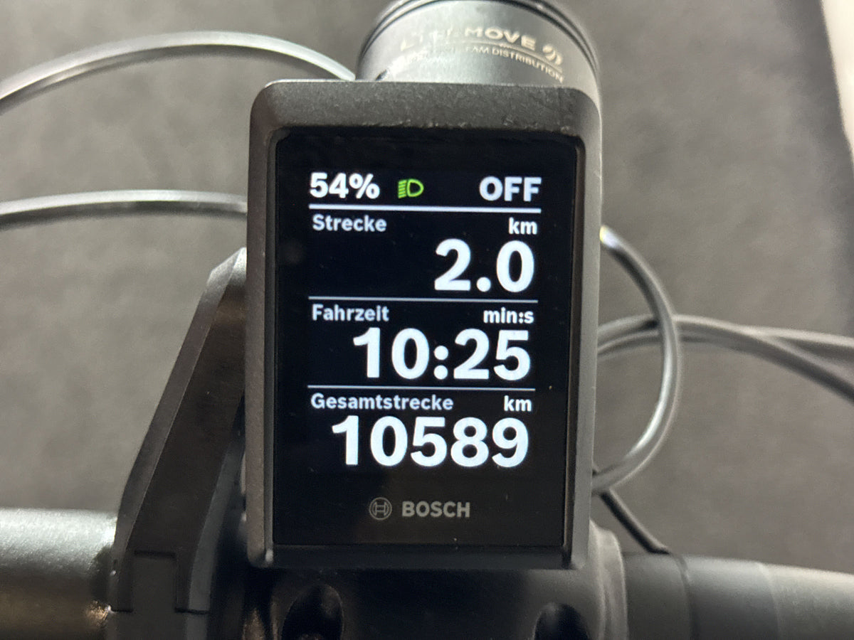 Focus Thron² 6.8 EQP gebraucht – Display