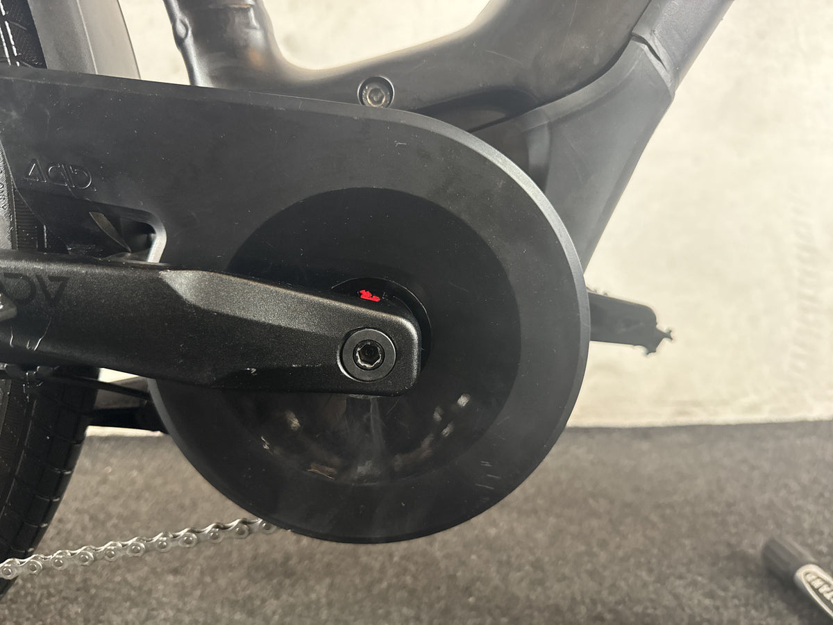 CUBE Touring Hybrid Pro 625 gebraucht – Motor von rechts