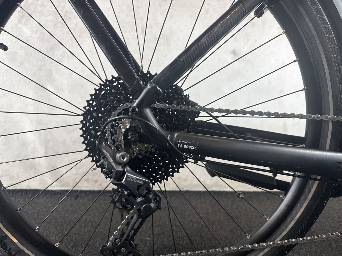 CUBE Touring Hybrid Pro 625 gebraucht – Hinterradnabe und Schaltung