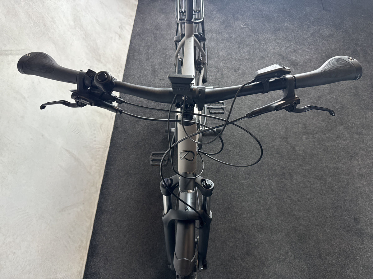 Kalkhoff Entice 1 Move gebraucht – Cockpit von vorne