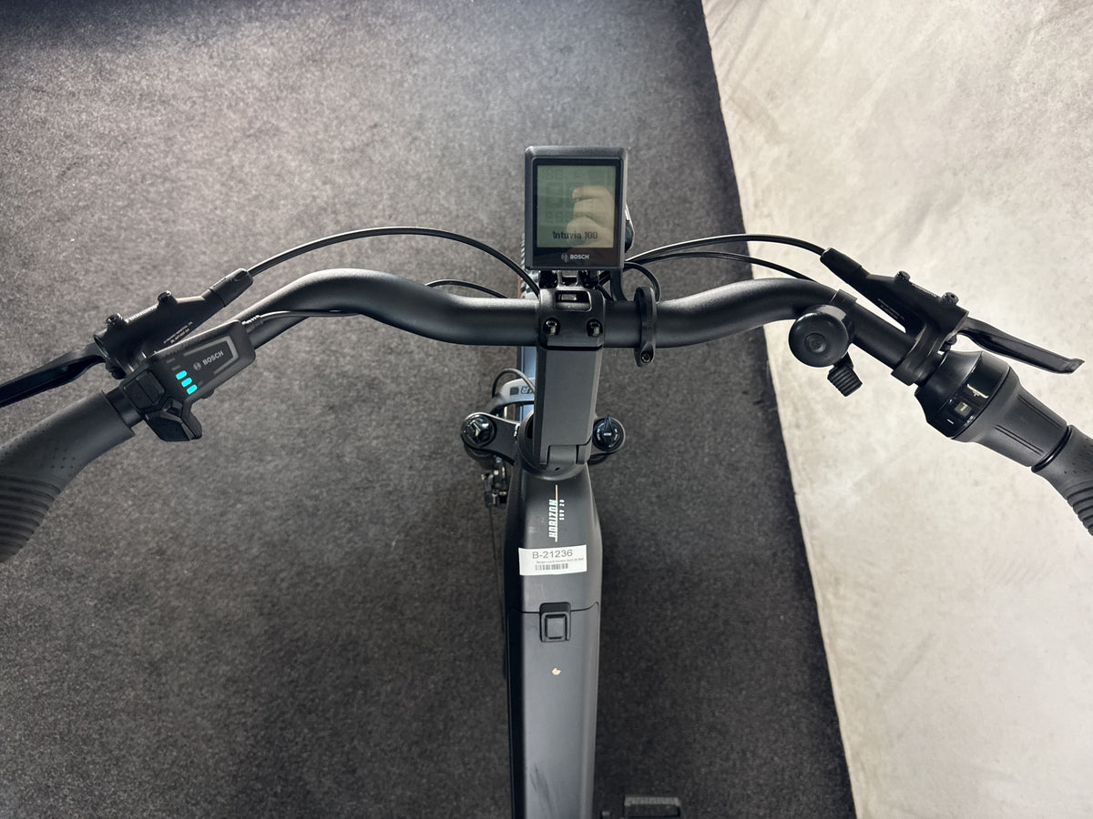 Bergamont E-Horizon SUV 20 Belt gebraucht – Cockpit aus Fahrersicht