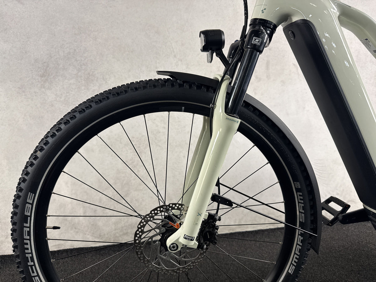 CUBE Nuride Hybrid Performance 600 gebraucht – Vorderrad und Gabel