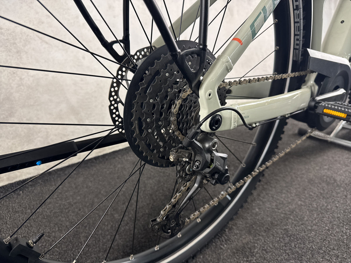 CUBE Nuride Hybrid Performance 600 gebraucht – Hinterrad