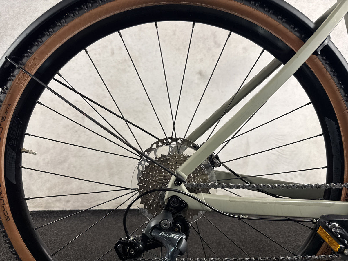 Scott Speedster Gravel 40 EQ gebraucht – Hinterradnabe und Schaltung