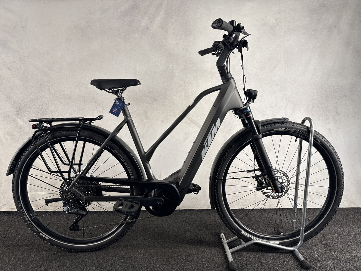 KTM Cento 11 Plus gebraucht – Seitenansicht rechts