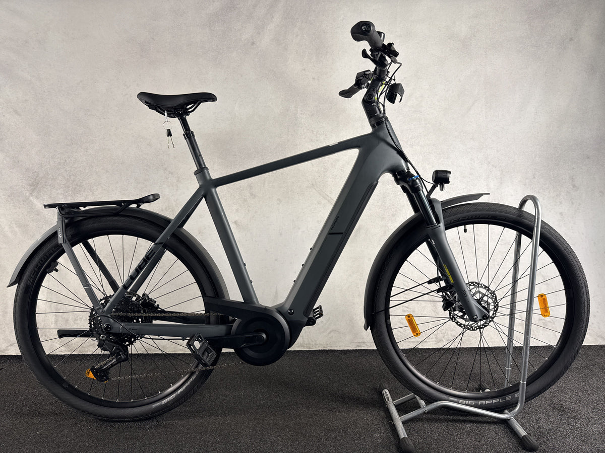 CUBE Kathmandu Hybrid ONE 800 gebraucht – Seitenansicht rechts