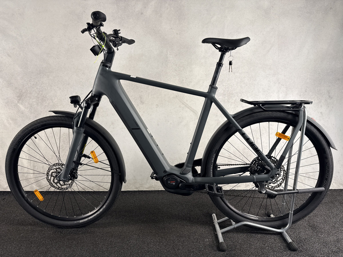 CUBE Kathmandu Hybrid ONE 800 gebraucht – Seitenansicht links