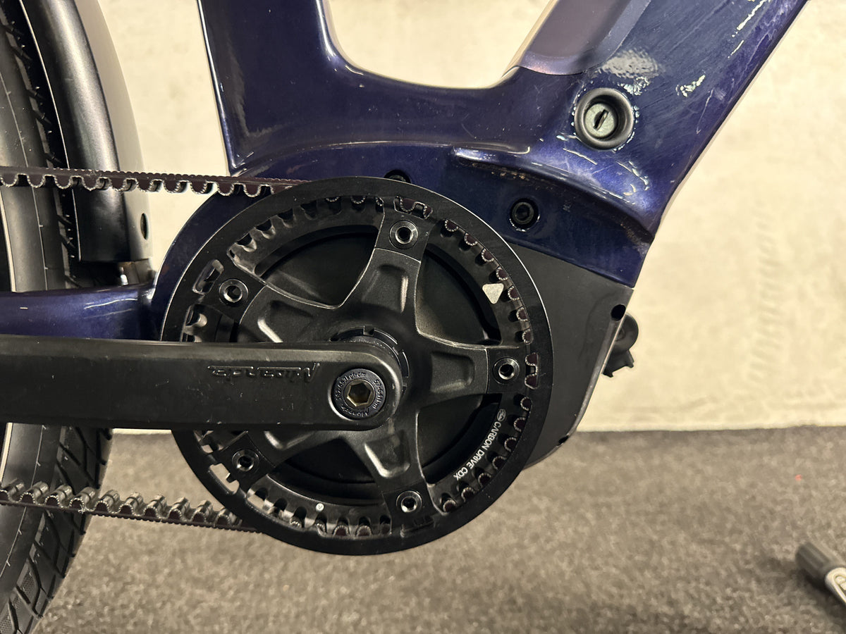 Thompson Inspire gebraucht – Motor von rechts