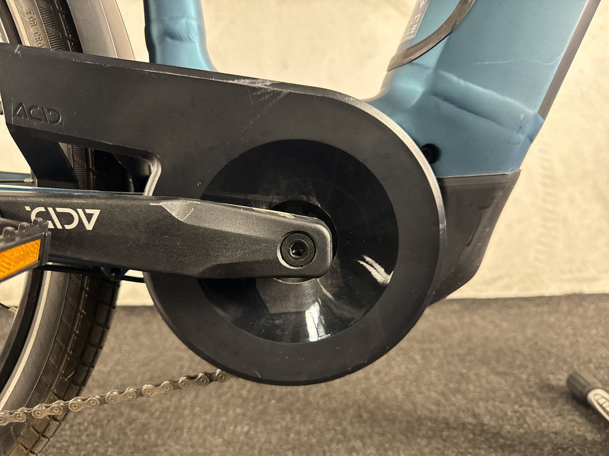 Cube Kathmandu Hybrid One 750 gebraucht – Motor von rechts