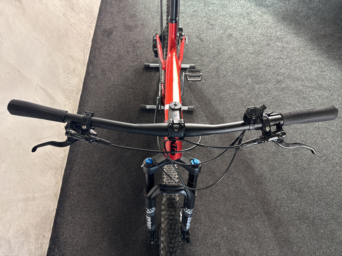 KTM Scarp Elite AXS EVO2 gebraucht – Cockpit von vorne