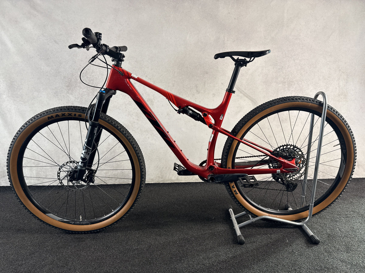 KTM Scarp Elite AXS EVO2 gebraucht – Seitenansicht links