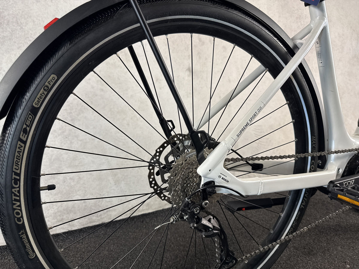 CUBE Supreme Sport Hybrid ONE 500 gebraucht – Hinterradnabe und Schaltung