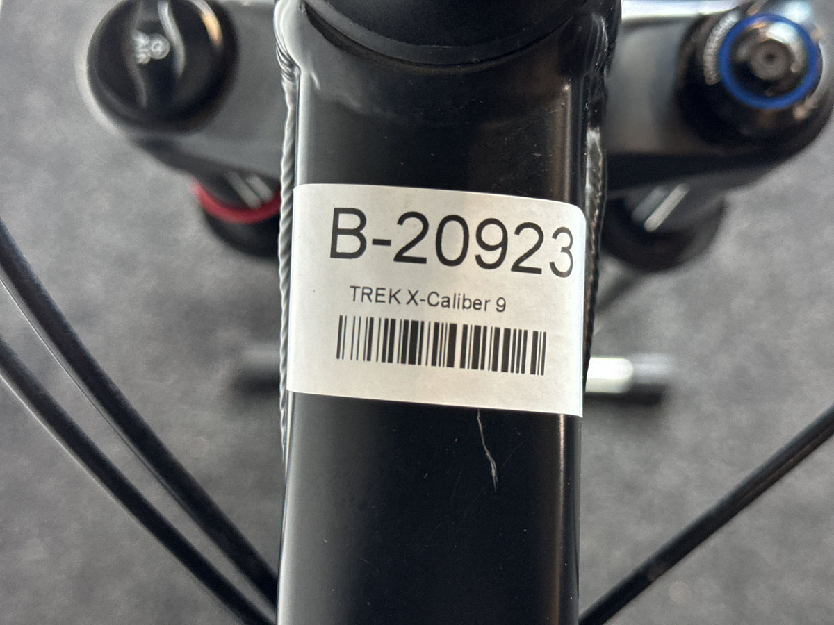 Trek X-Caliber 9 gebraucht – Rahmennummer-Etikett