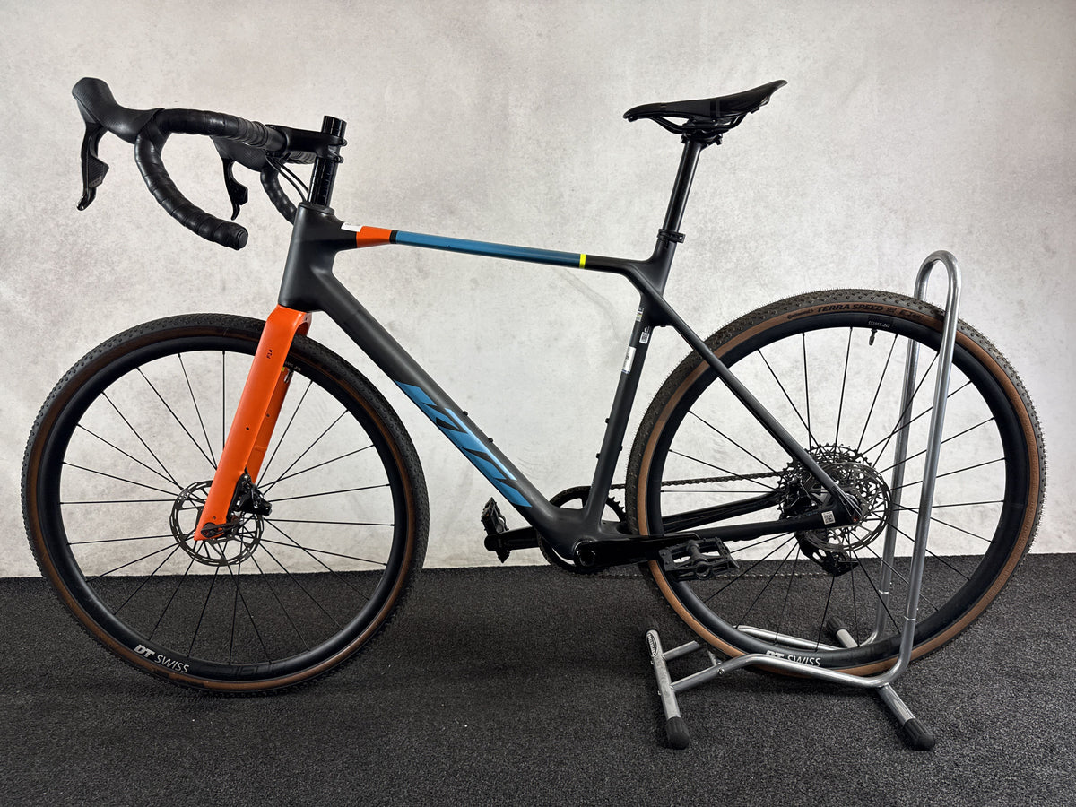 KTM X-Strada Master gebraucht – Seitenansicht links