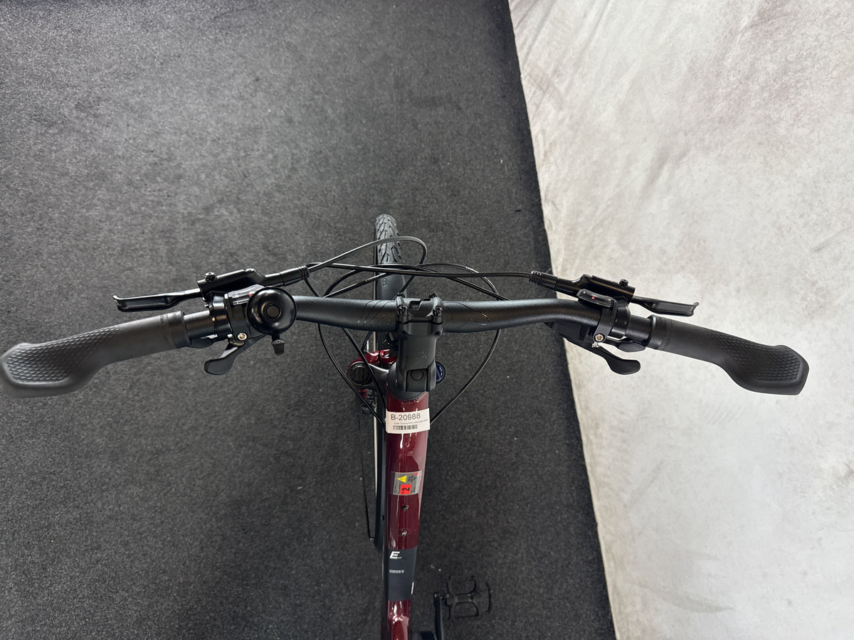 Cube Touring EXC gebraucht – Cockpit aus Fahrersicht